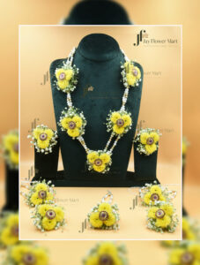 Golden Bloom Floral Jewelry Set